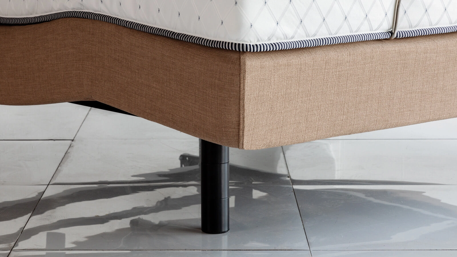 Кровать на пульте управления Ergomotion 450 Beige Askona фотография товара - 7 - большое изображение