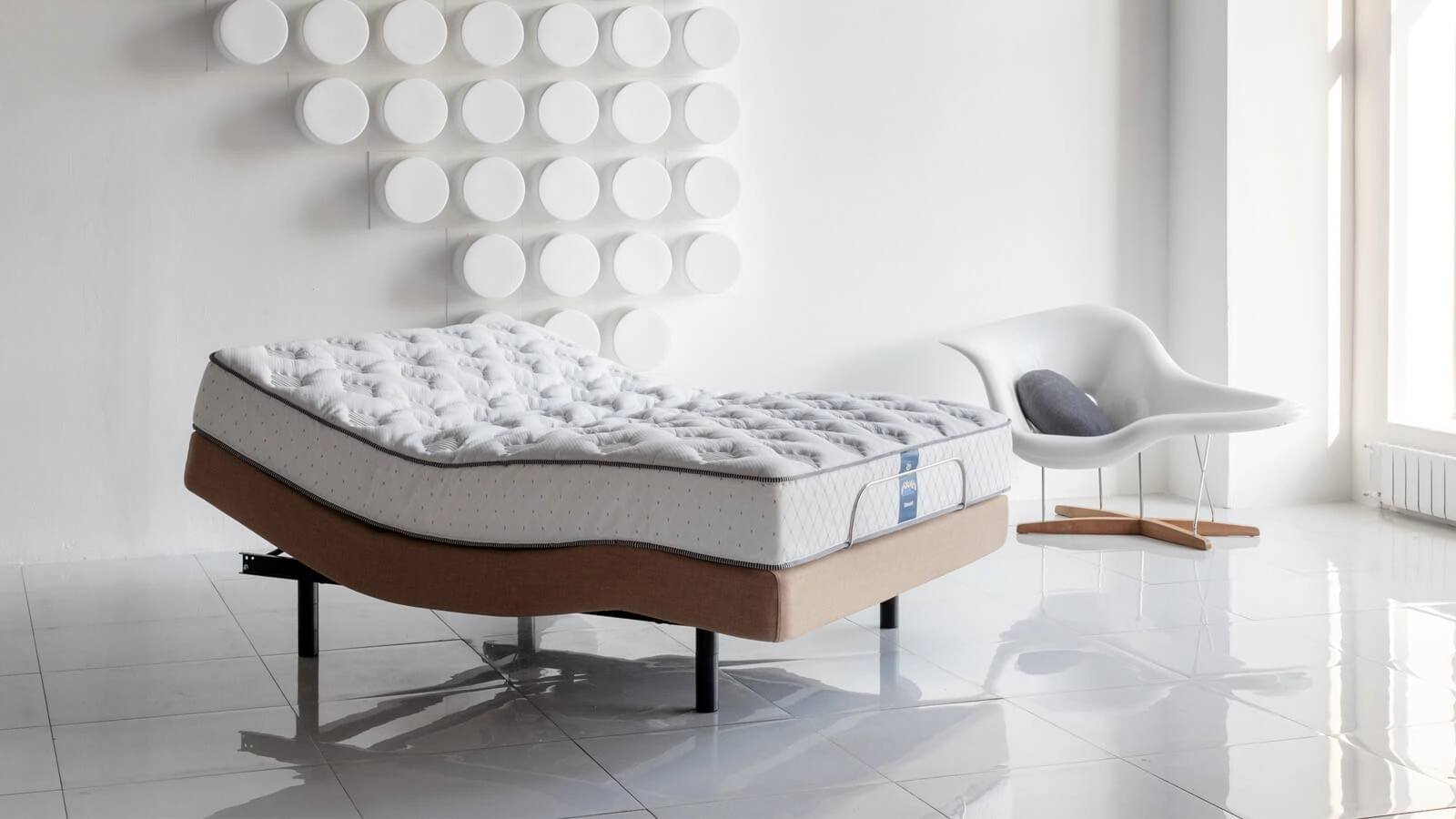 Кровать на пульте управления Ergomotion 450 Beige Askona фотография товара - 4 - большое изображение
